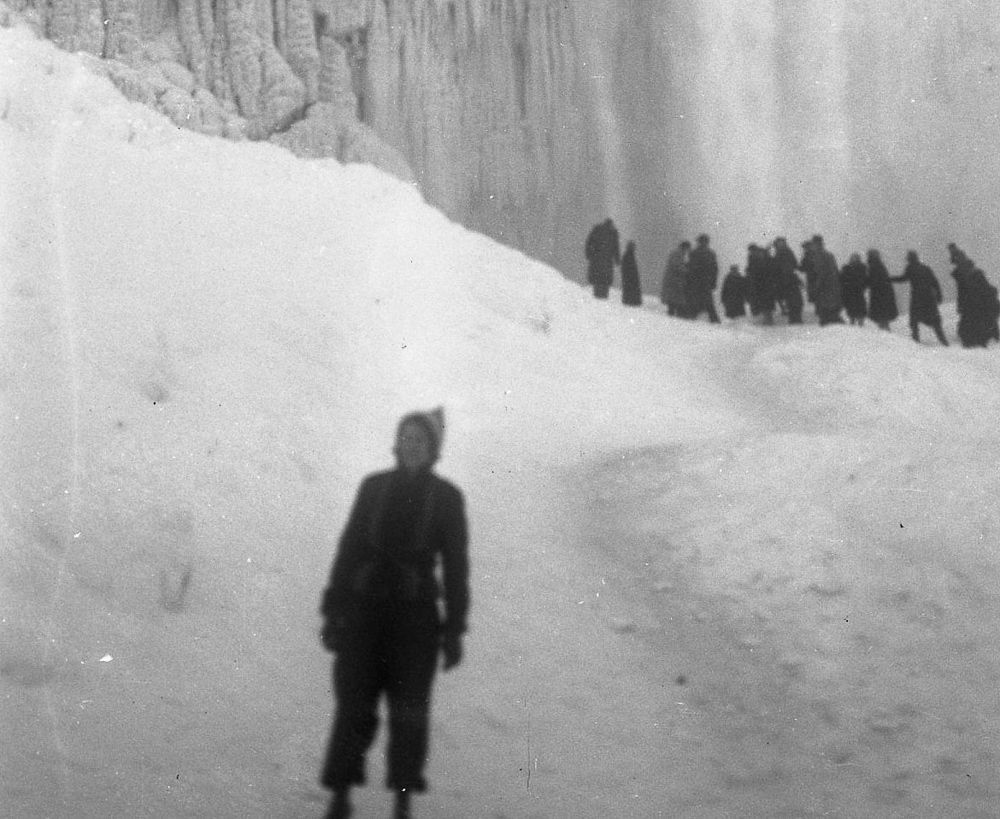 Niagara Falls  1936 2